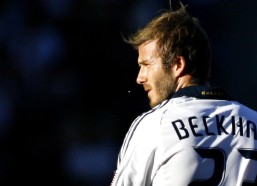 华体会体育：中国足球新篇章，魏祥鑫正式加盟法国欧塞尔队，开启留洋征程