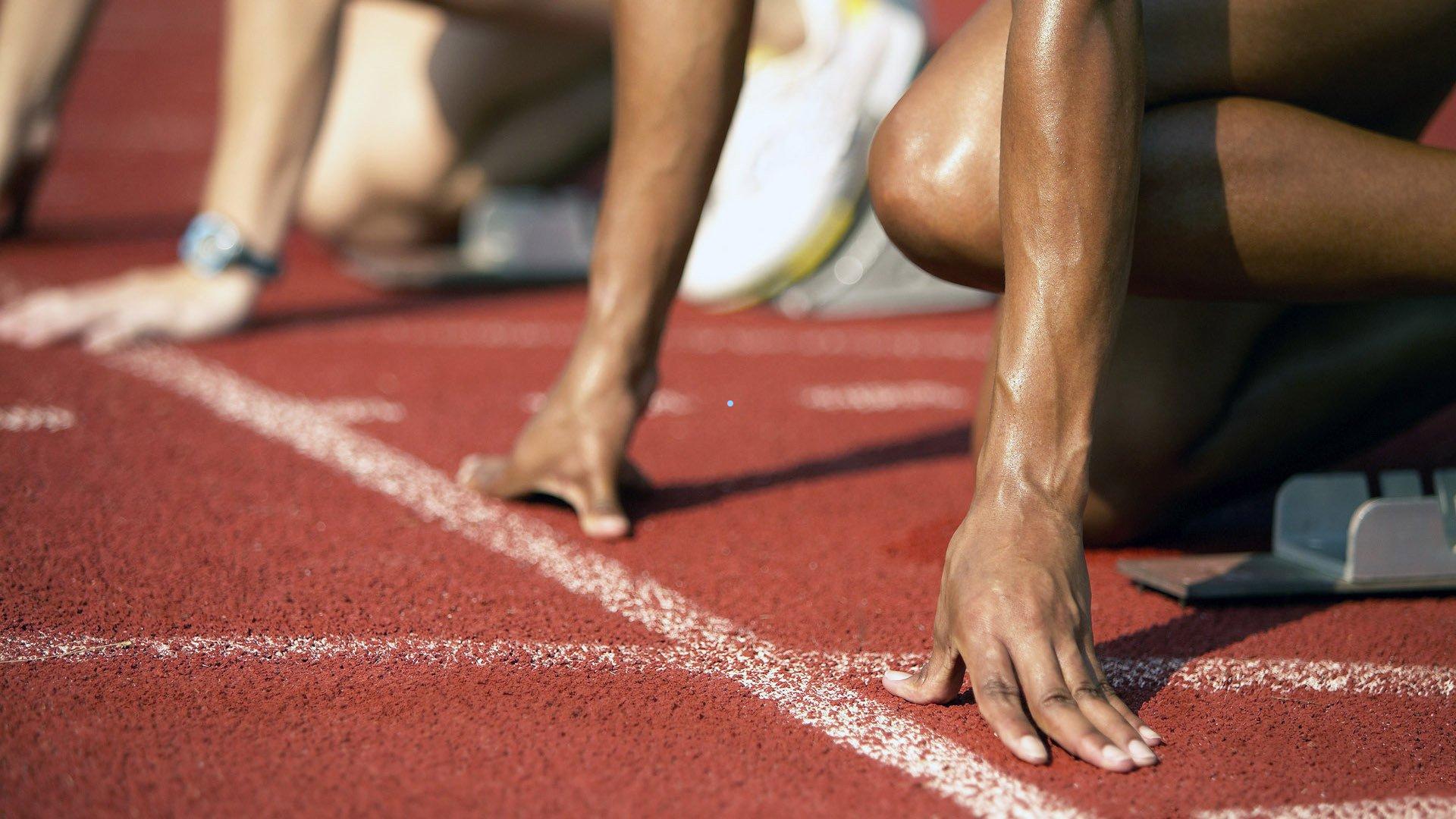 唐果说球，英联杯巅峰对决，纽卡主场气贯长虹力克曼城，欧冠阴影下的战略博弈